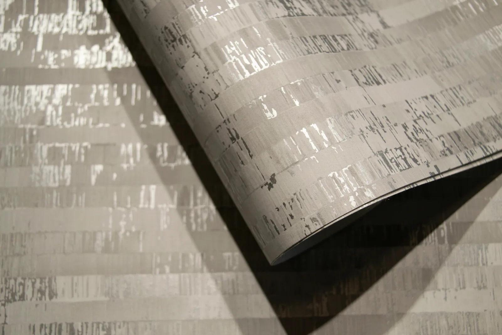 Papel de Colgadura Diseño con Reflejos de Cuadros Metalizados Rollo de 5,2m²